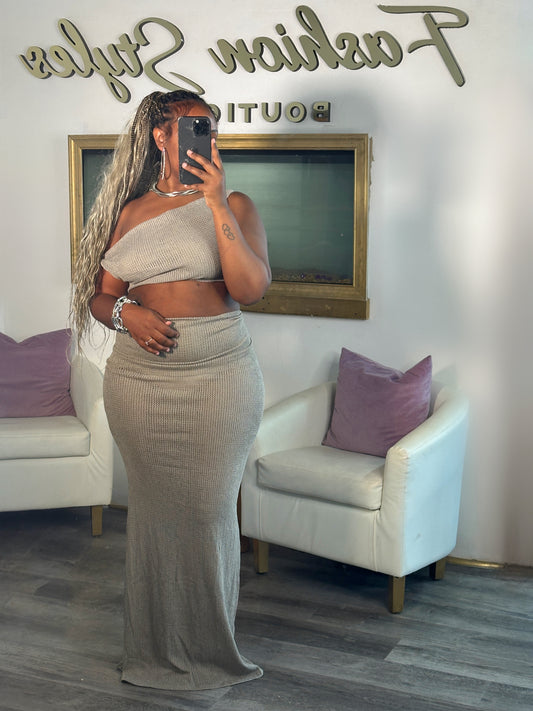 Costa Skirt Set